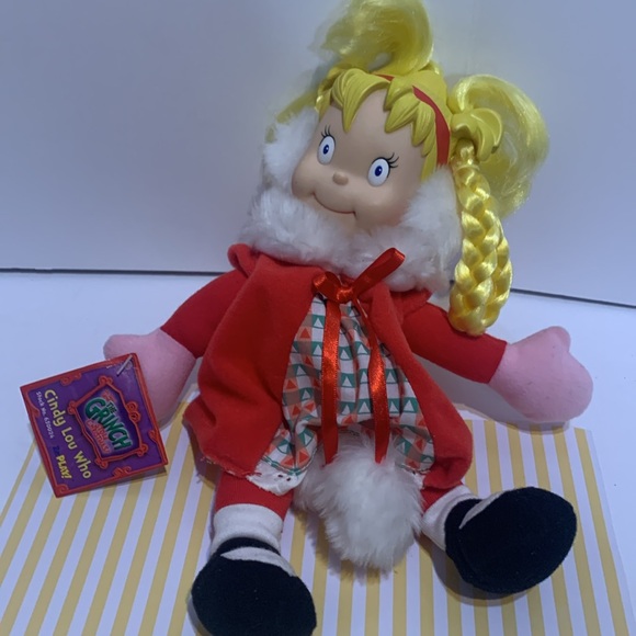 Cindy Lou Who Doll from Grinch stold Christmas by Universal - Picture 12 of 15